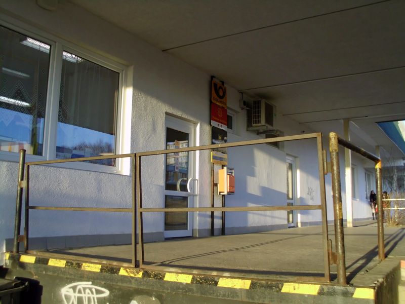 Soubor:Posta Teplice Sochorova.jpg