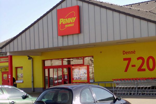 Penny Retenice.jpg