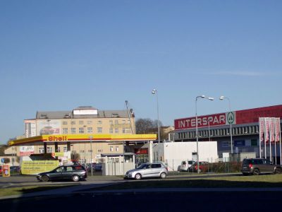 Interspar Teplice pumpa Shell.jpg